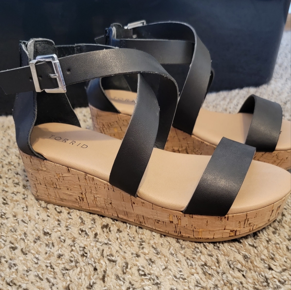Corck wedges